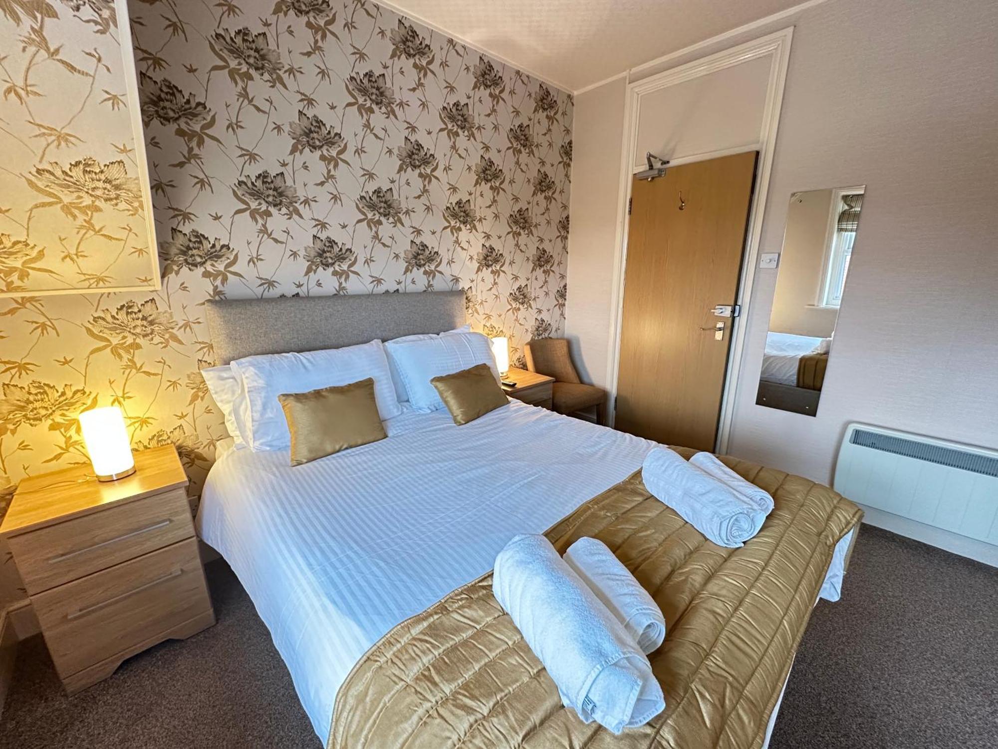 Hotel Devonia Express Torneo de Torneo de Eastbourne Exterior foto