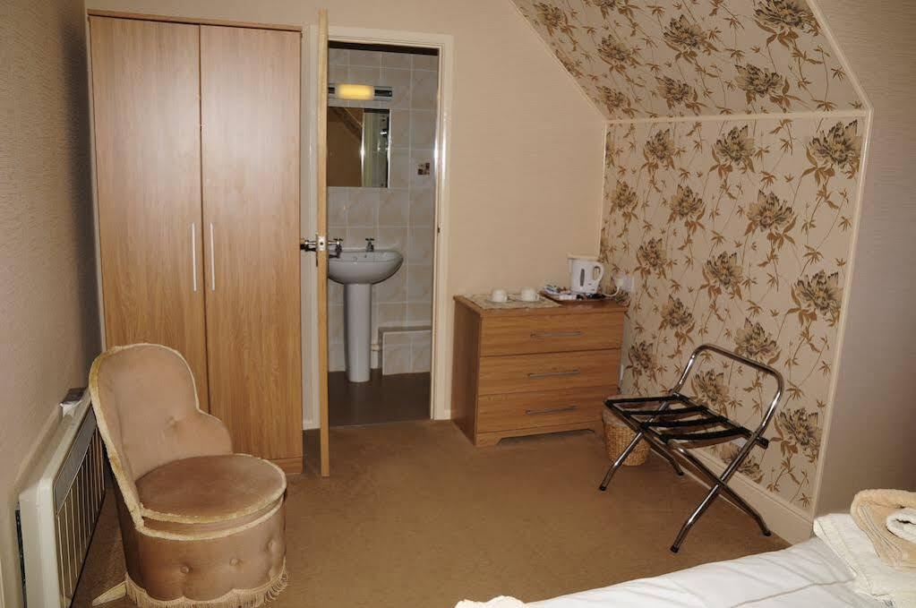 Hotel Devonia Express Torneo de Torneo de Eastbourne Exterior foto